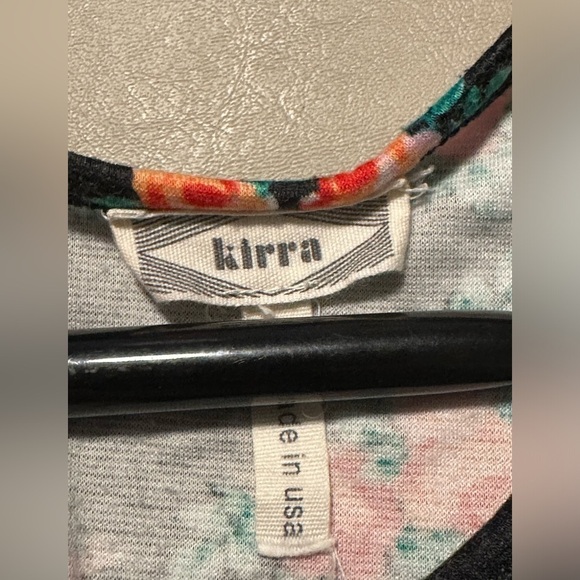 Kirra Floral Zip Up Top - Picture 4 of 6